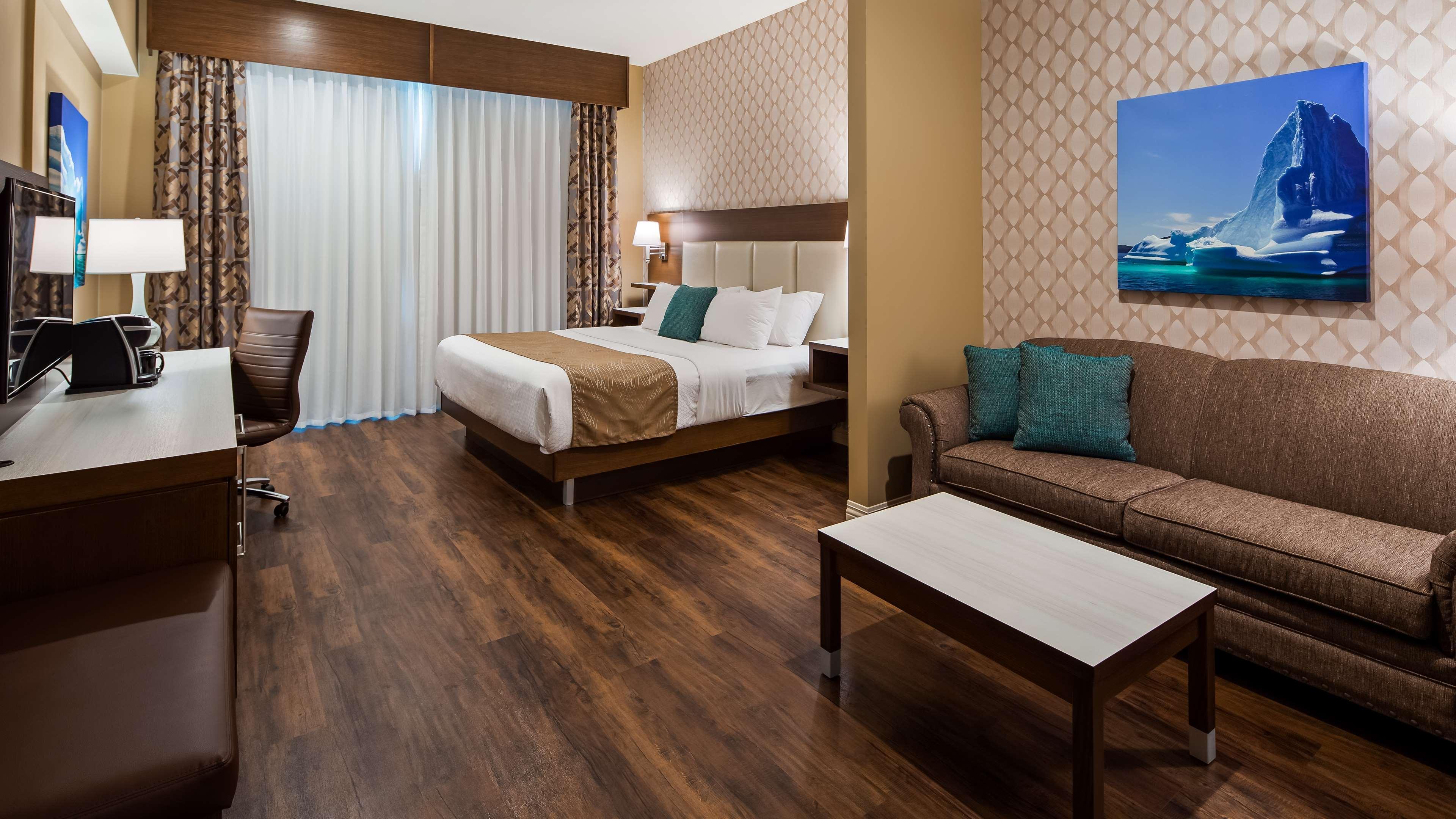 Best Western Plus St. John'S Airport Hotel And Suites Экстерьер фото