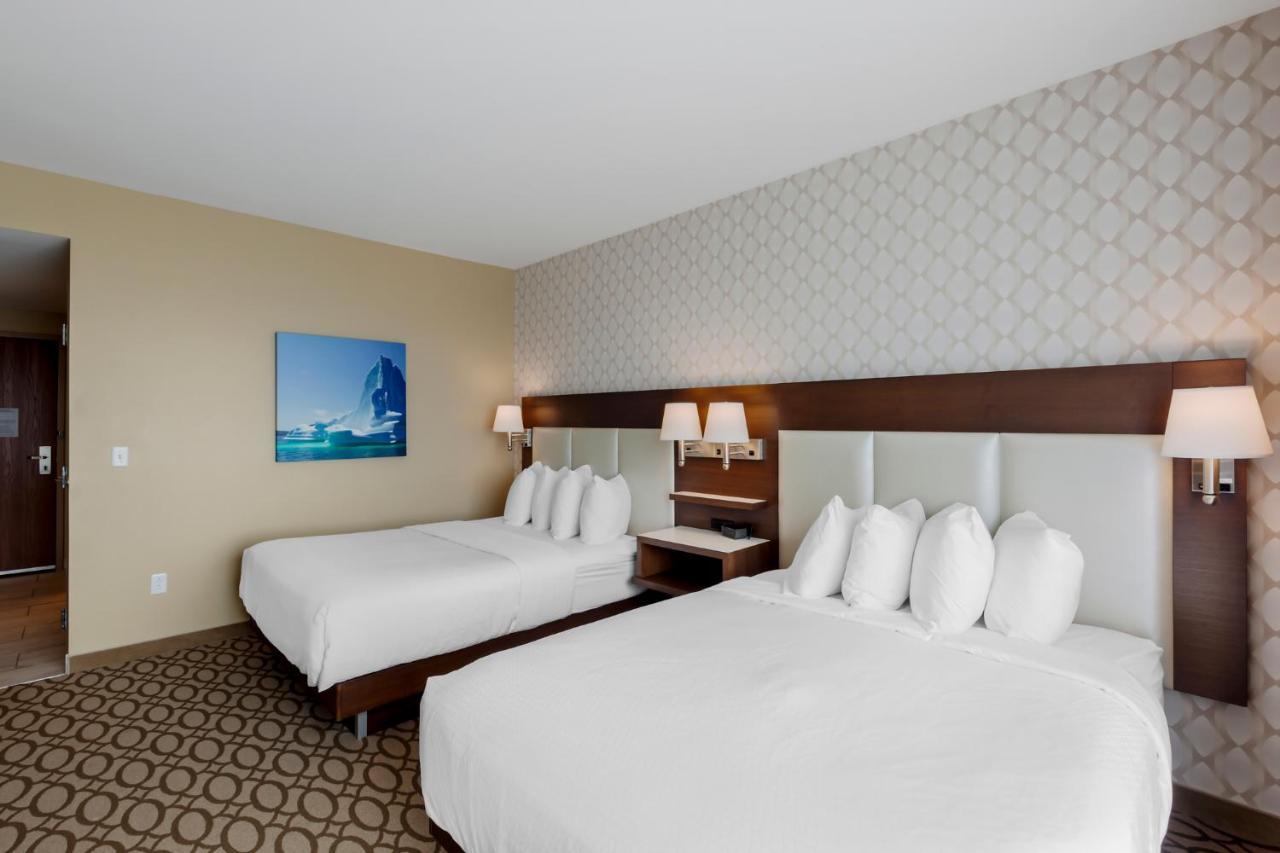 Best Western Plus St. John'S Airport Hotel And Suites Экстерьер фото