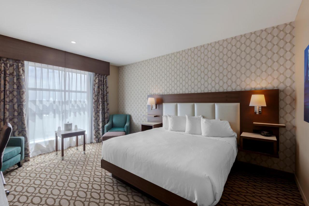 Best Western Plus St. John'S Airport Hotel And Suites Экстерьер фото