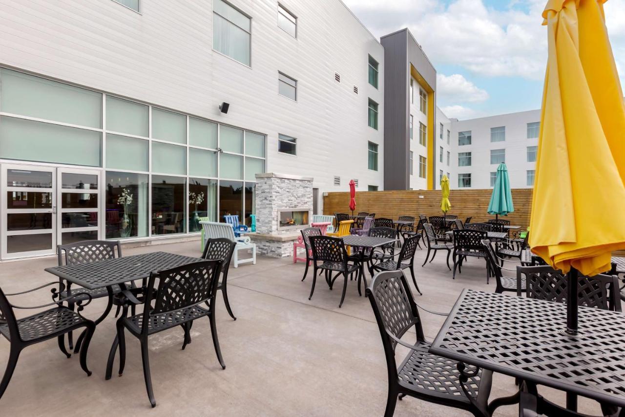 Best Western Plus St. John'S Airport Hotel And Suites Экстерьер фото