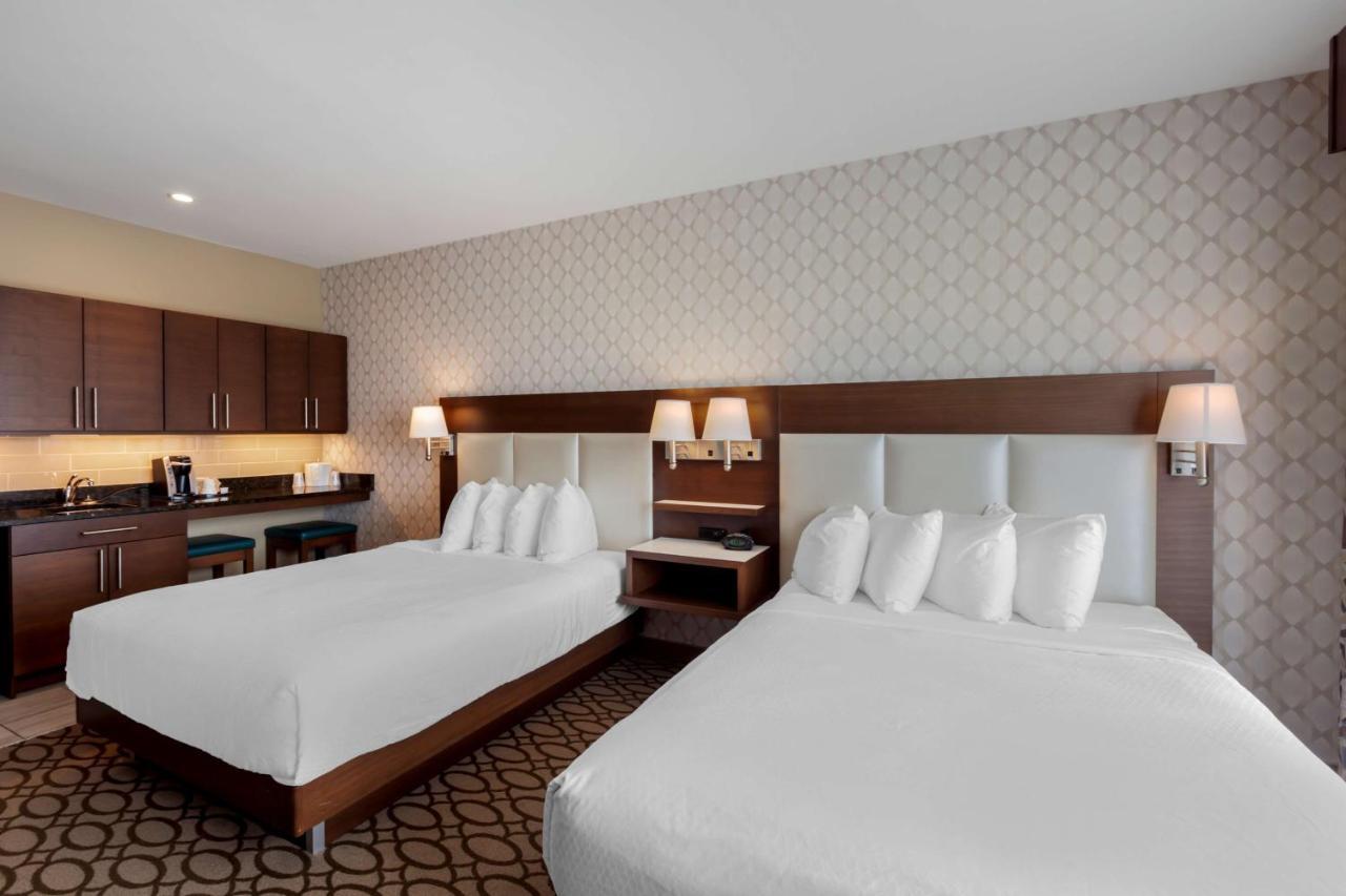 Best Western Plus St. John'S Airport Hotel And Suites Экстерьер фото