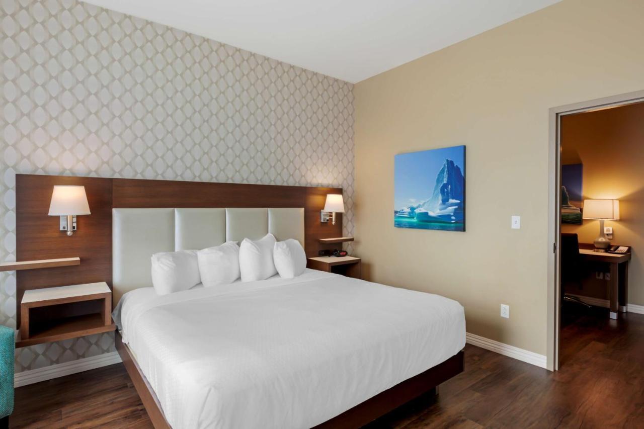 Best Western Plus St. John'S Airport Hotel And Suites Экстерьер фото