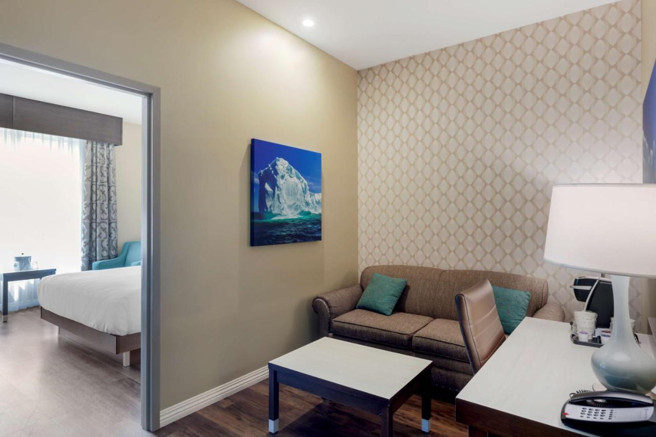 Best Western Plus St. John'S Airport Hotel And Suites Экстерьер фото