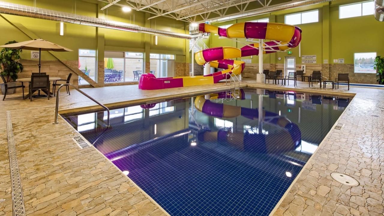 Best Western Plus St. John'S Airport Hotel And Suites Экстерьер фото