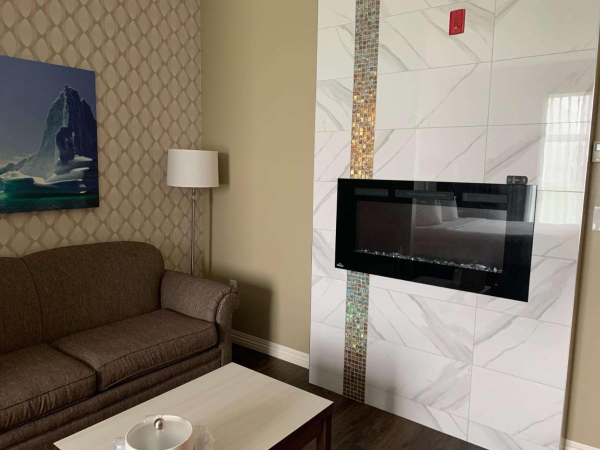 Best Western Plus St. John'S Airport Hotel And Suites Экстерьер фото