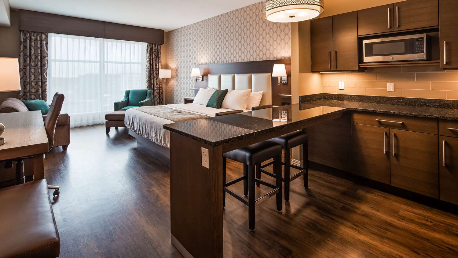 Best Western Plus St. John'S Airport Hotel And Suites Экстерьер фото